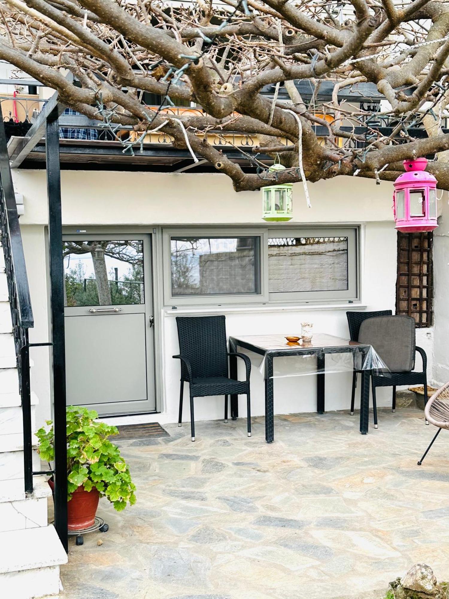 Vasiliki Guest House Kalamata Extérieur photo